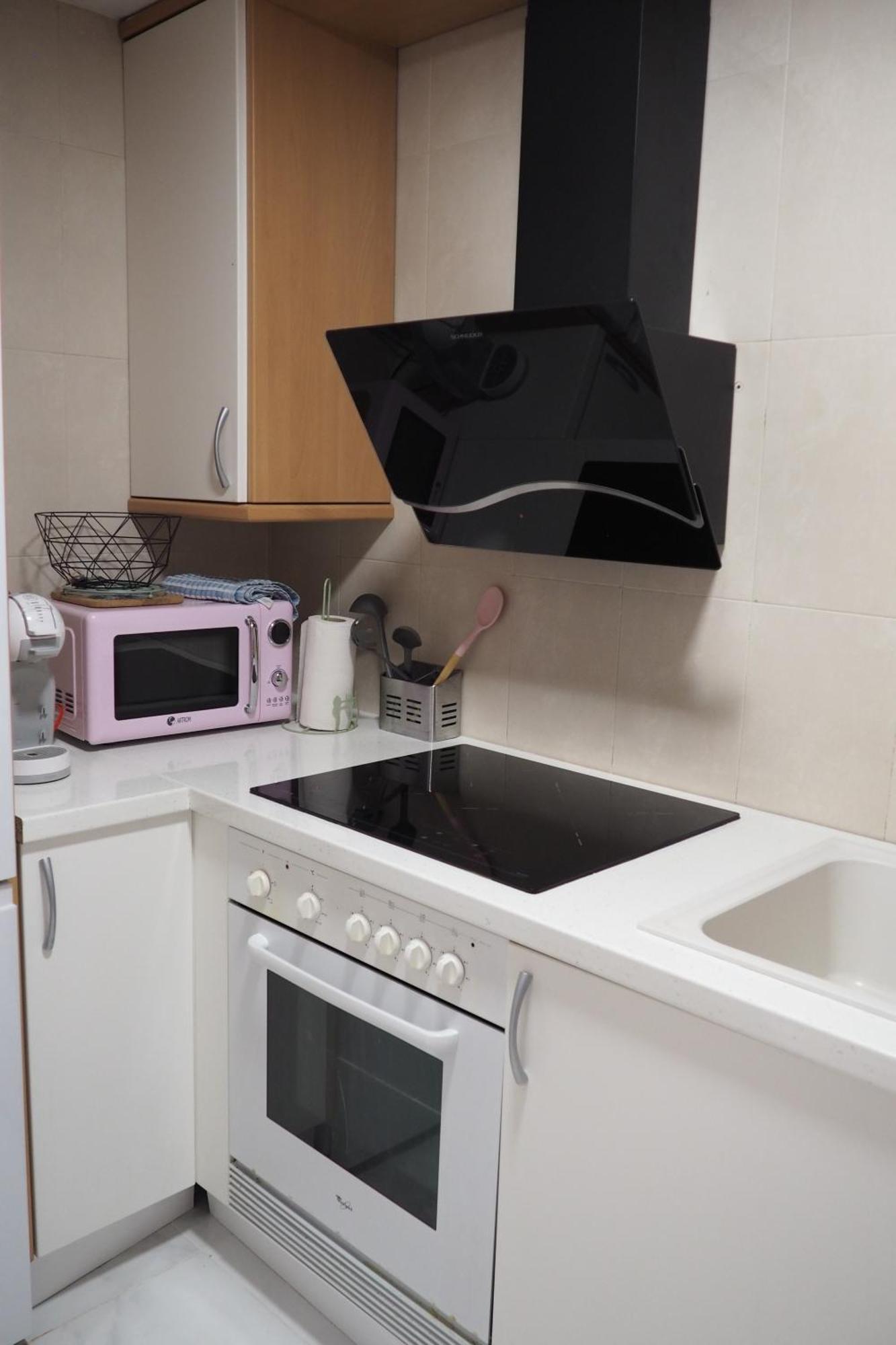 Moderno Apartamento Con Garaje Privado En El Centro De Виго Екстериор снимка