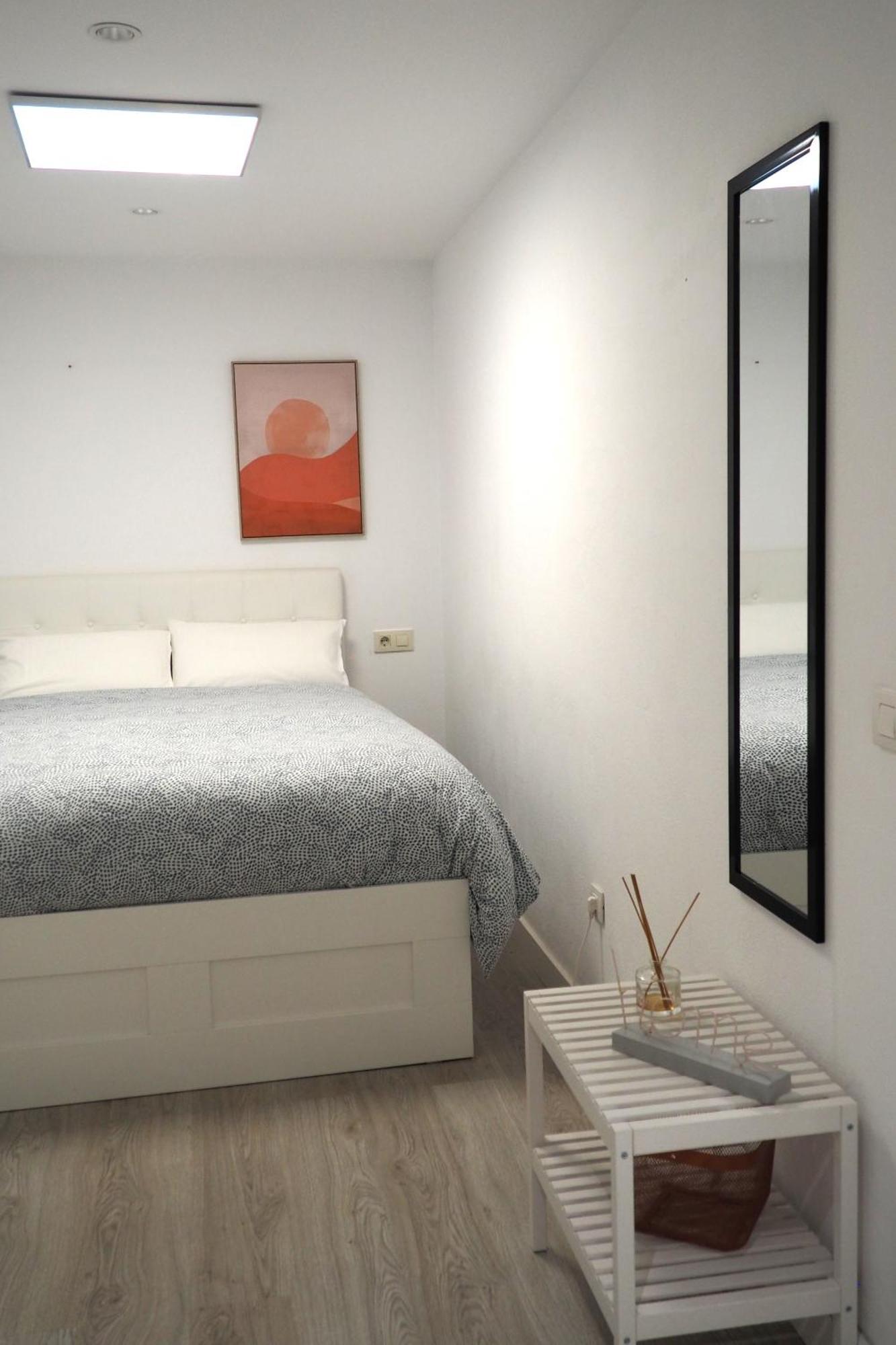 Moderno Apartamento Con Garaje Privado En El Centro De Виго Стая снимка