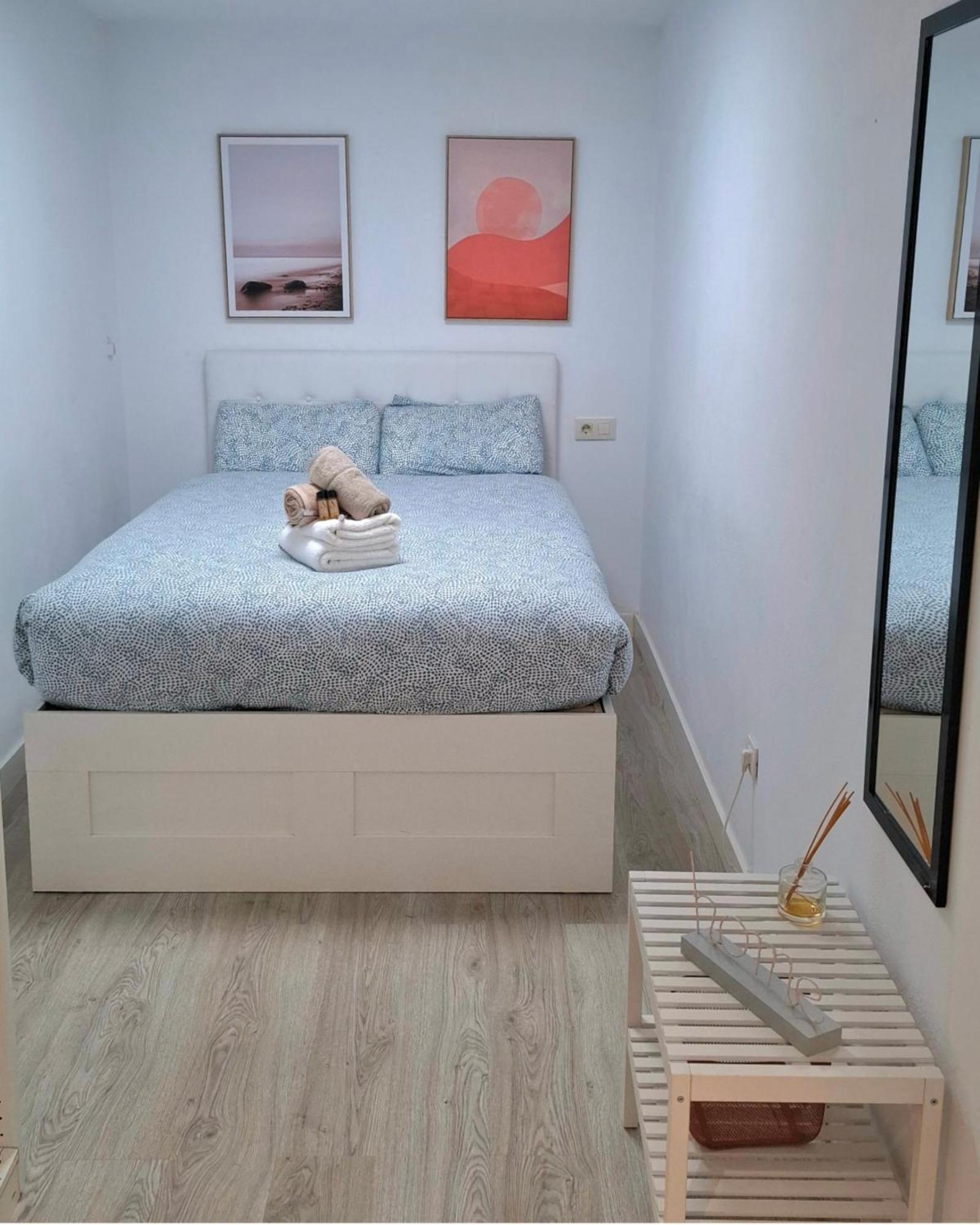 Moderno Apartamento Con Garaje Privado En El Centro De Виго Екстериор снимка